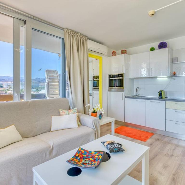 Las Arenas - ático con vistas panorámicas muy cerca de la playa - WiFi rápido - One-Bedroom Apartment - 12