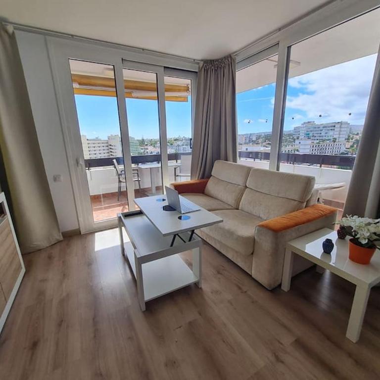 Las Arenas - ático con vistas panorámicas muy cerca de la playa - WiFi rápido - One-Bedroom Apartment - 6