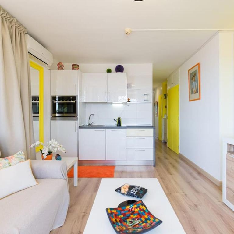 Las Arenas - ático con vistas panorámicas muy cerca de la playa - WiFi rápido - One-Bedroom Apartment - 11