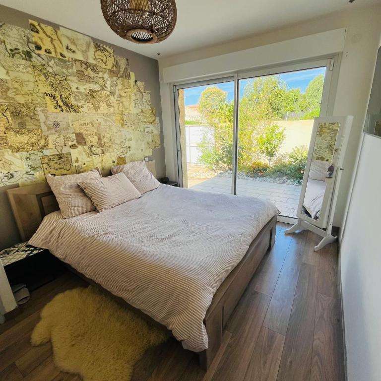 Charmante villa avec piscine chauffée, proximité des plages - Villa - 11