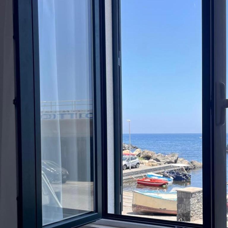 Aci Trezza suite fronte mare - Appartamento con 1 Camera da Letto - 38