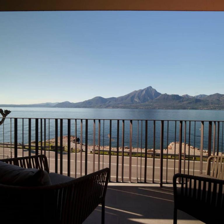 Attilio High Living Suites - Adults Only - Junior Suite with Lake view and Balcony - 11
