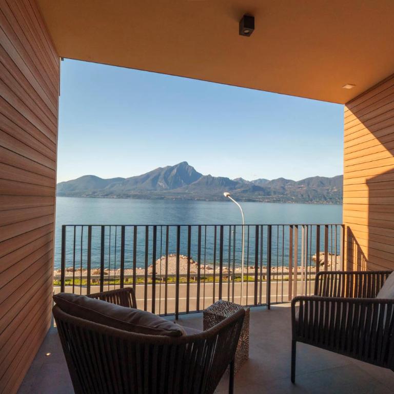 Attilio High Living Suites - Adults Only - Suite with Lake view and Balcony - 12