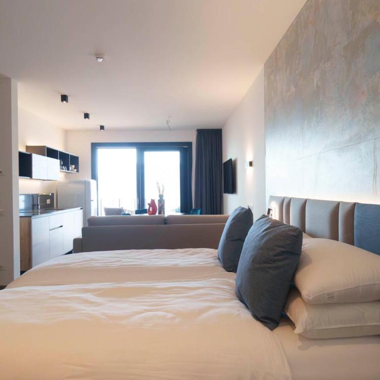Attilio High Living Suites - Adults Only - Junior Suite with Lake view and Balcony - 16