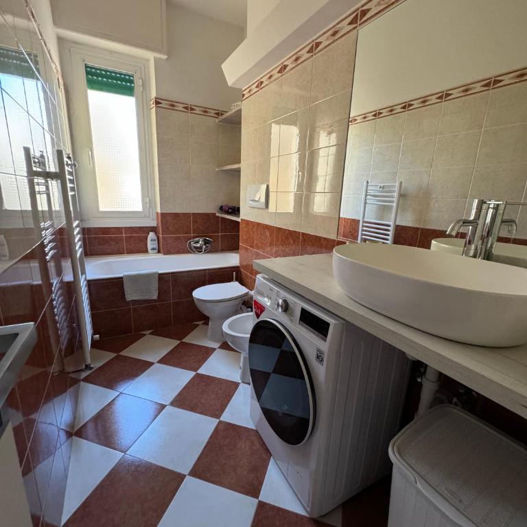 Rapallo: Nuovo appartamento vista mare - Appartamento con 3 Camere da Letto e Vista Mare - 12