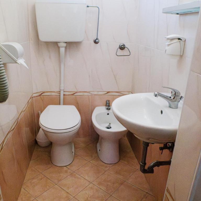 Hotel Jolie - Comfort Double or Twin Room - 5