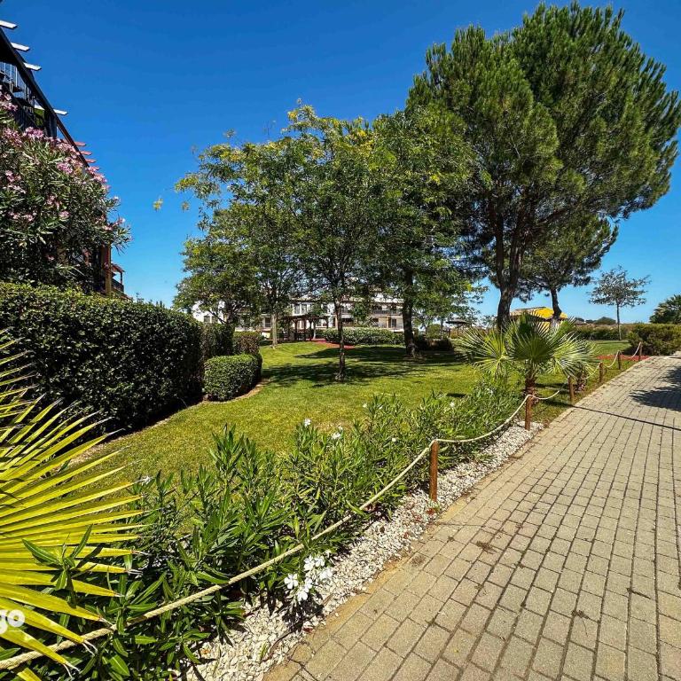 (TOU001) Bonito Apartamento con Gran Jardín Solead - Apartamento - Planta baja - 30