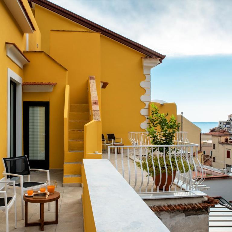 Amalfi Luxury House - Camera Matrimoniale con Balcone - 20