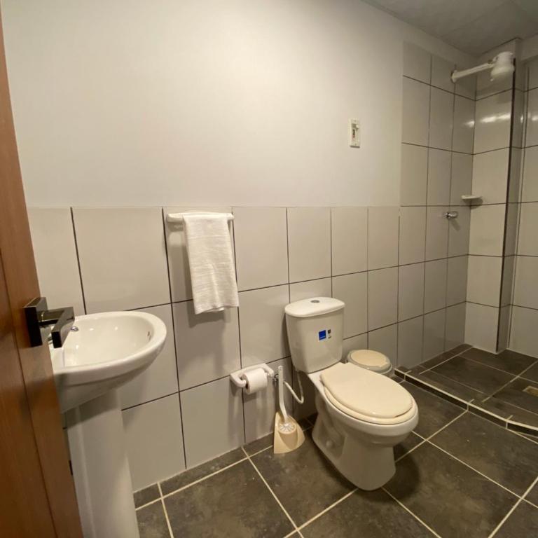 Mia Posada Hostel & Coworking - Habitación Triple con baño privado - 4