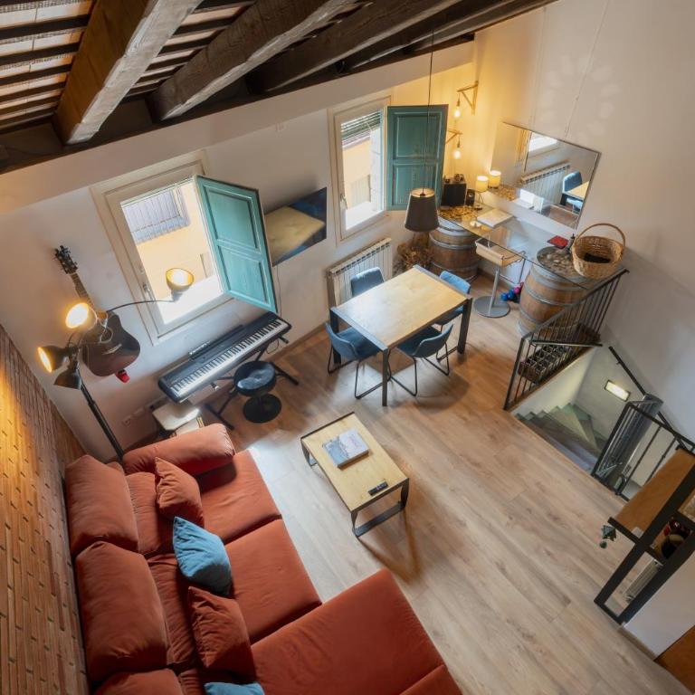 Apartamento dúplex en el Barri Vell, Girona - Apartamento de 2 dormitorios - 1