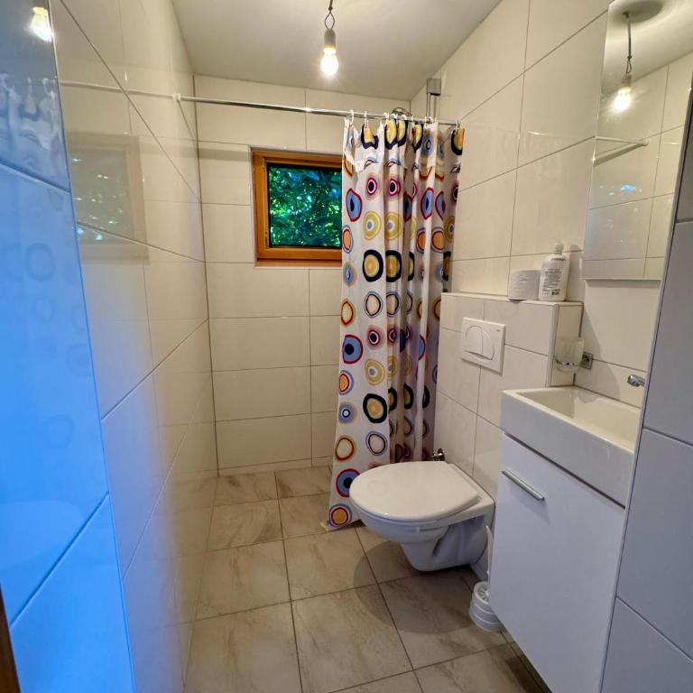 Crystal pool - One-Bedroom House - 21