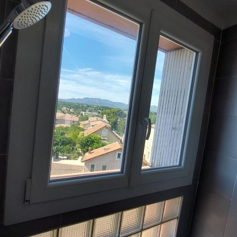 Ogooué appartement entier Lumineux 94m2 - Appartement 2 Chambres avec Vue sur la Montagne - 8