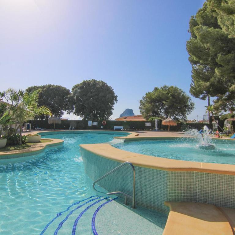 Bungalow con piscina - CalpePark - Three-Bedroom Apartment - 3