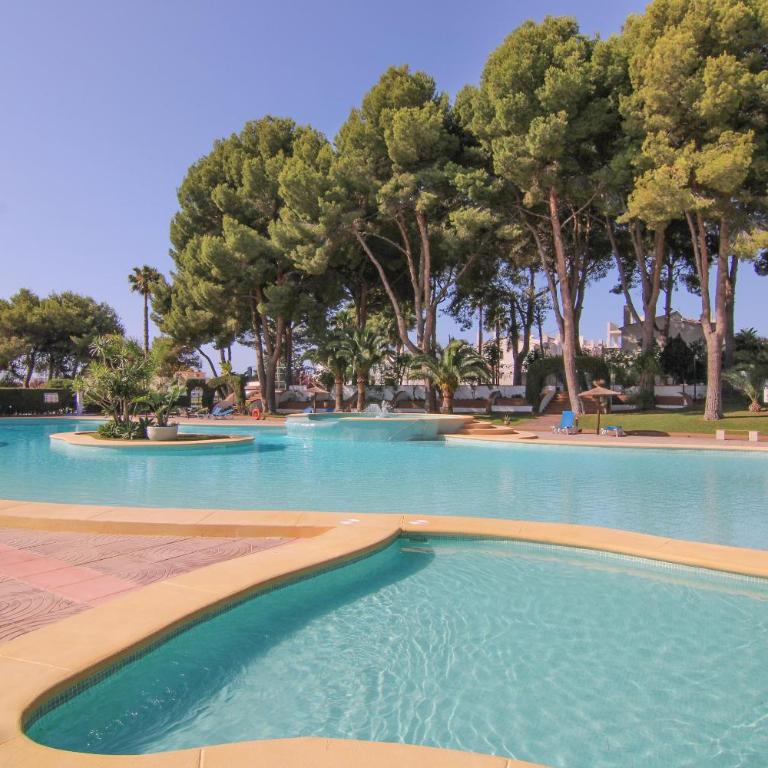 Bungalow con piscina - CalpePark - Three-Bedroom Apartment - 2