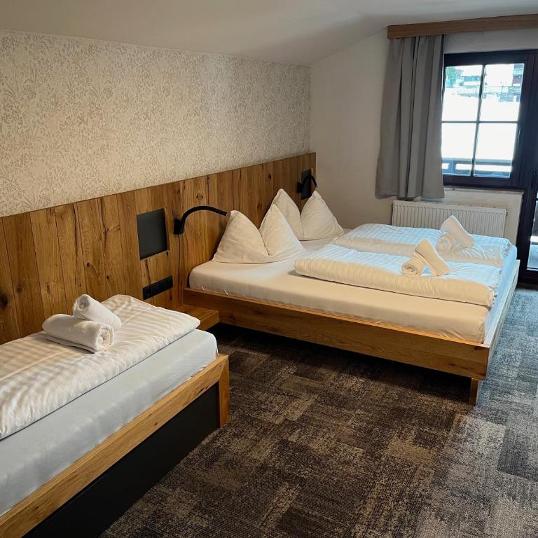 Tieflehner Hof Pitztalhaus Hotel - Dreibettzimmer - 9