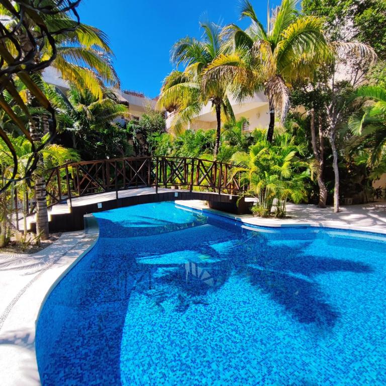 Spacious Penthouse with Private Rooftop in Gated Community - Apartamento de 2 dormitorios - 29
