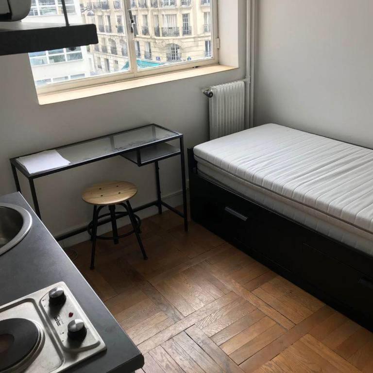 Pret à usage & Commodat 10 Finlay 3rd floor - 30 nuitées minimum - Salarié mobilité ou étudiant stagiaire - Chambre Simple - 1