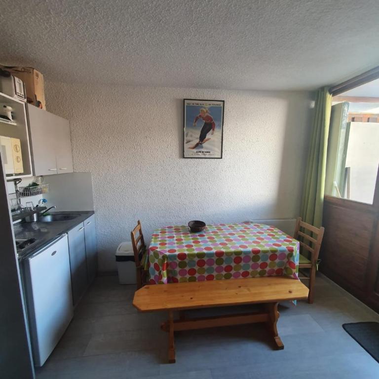 Appart Alpe d Huez - Appartement 1 Chambre avec Balcon et Vue sur les Montagnes - 3