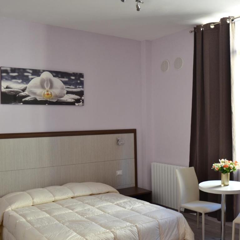 Florence Stadium B&B - Camera Tripla - 5
