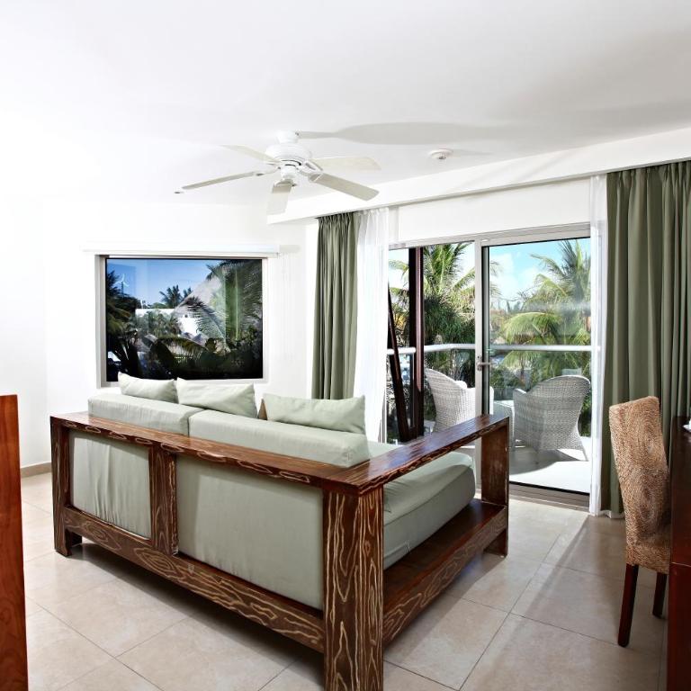 Sandos Caracol Nature Resort & Water Park All Inclusive - Pool View One Bedroom Suite - 3