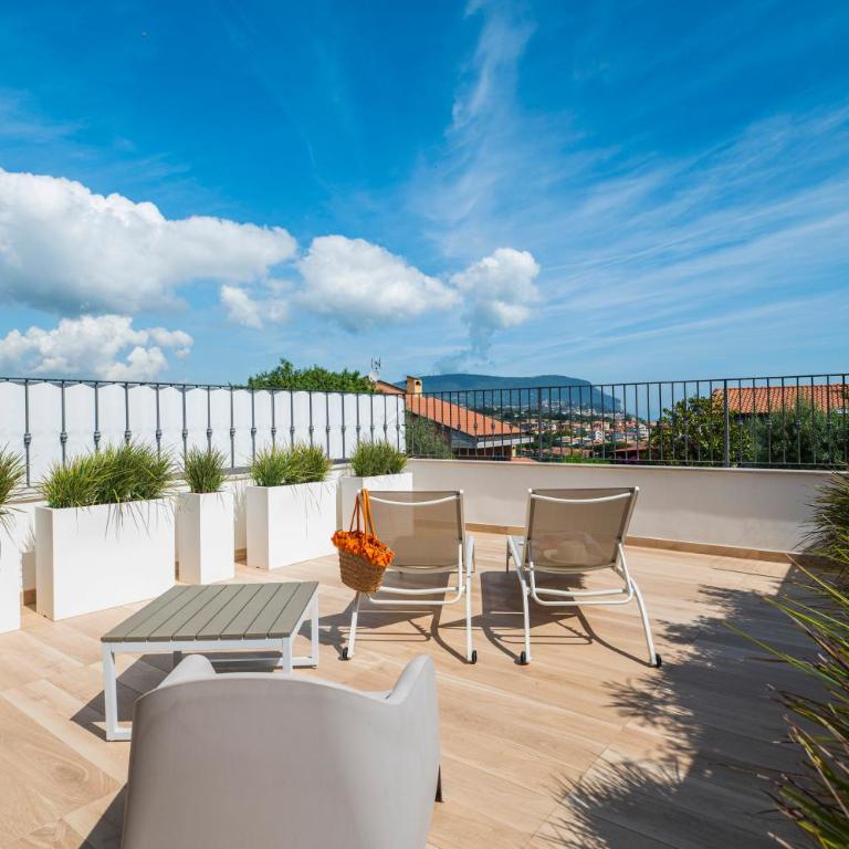 B&B Relais One - Deluxe Double Room with Balcony and Sea View - 8