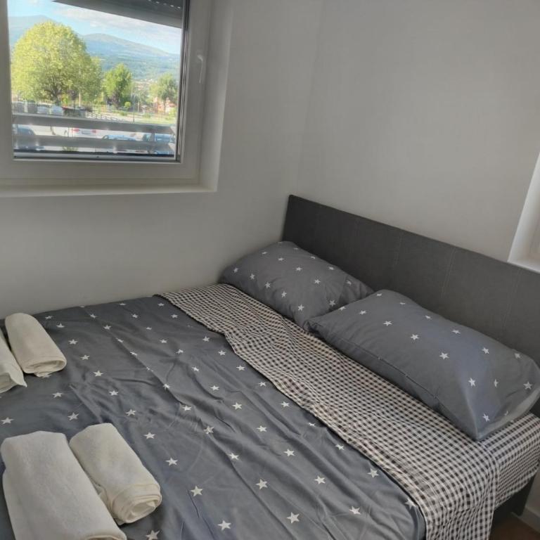 Apartman Relax Green Hill - Apartment with Mountain View - 9