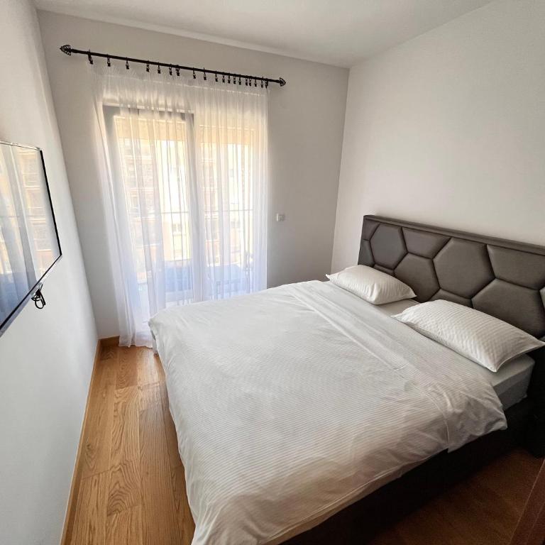 New City Luxury Apartments - Apartman s 1 Spavaćom Sobom i Balkonom - 1