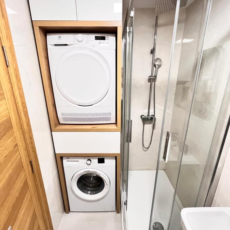 New City Luxury Apartments - Apartman s 1 Spavaćom Sobom i Balkonom - 5