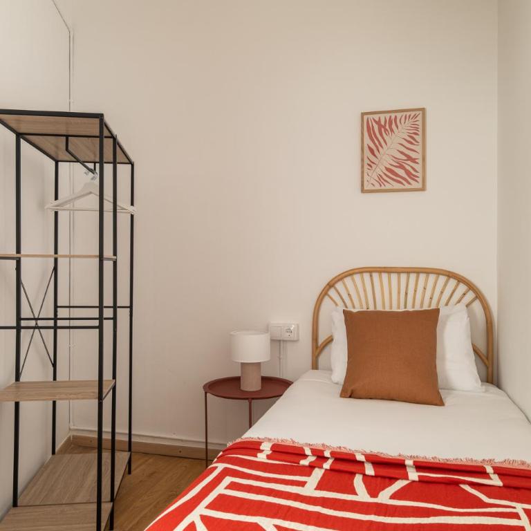 Stay U-nique Apartments Gaudi III - Four-Bedroom Apartment - 7