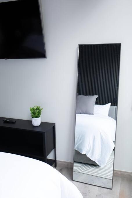 São Paulo by MrW - Two-Bedroom Apartment - 36