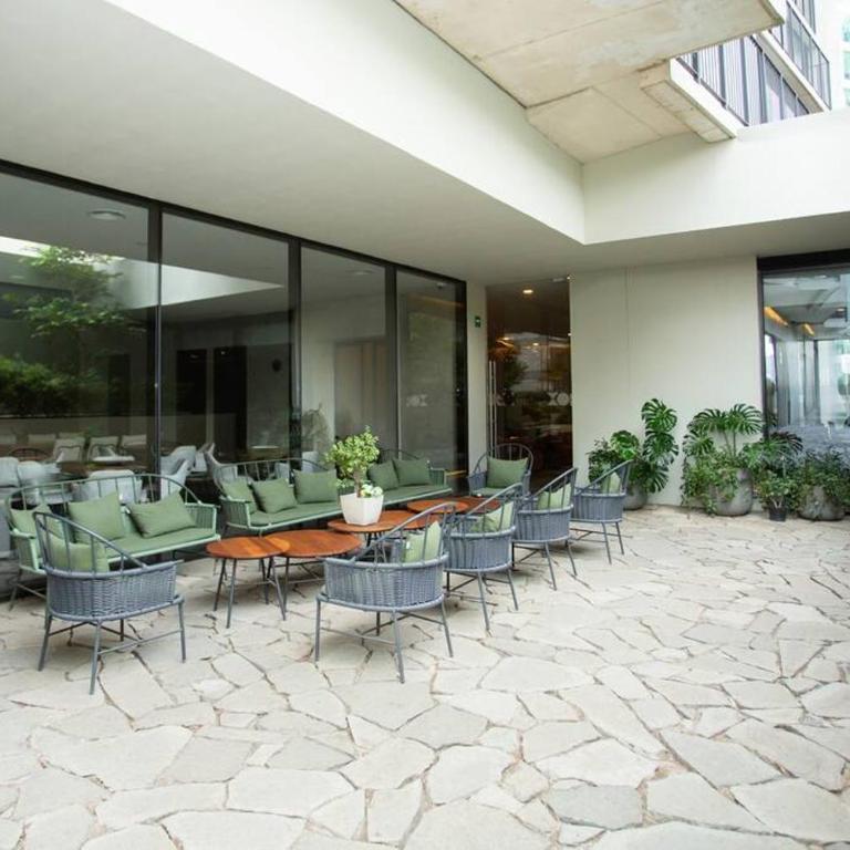 São Paulo by MrW - Two-Bedroom Apartment - 84