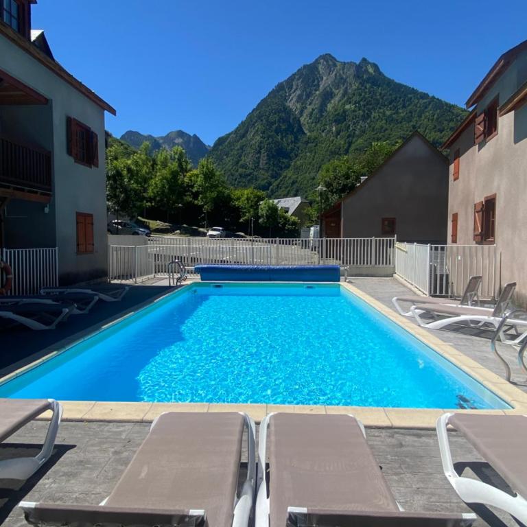 T2 bis 40M2 5P. Vue. Balcon. Parking. Piscine été. - Appartement 2 Chambres - 14