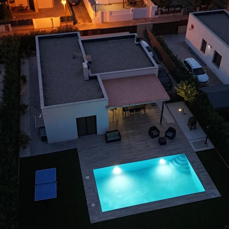 Villa del Mas Pinell - Three-Bedroom Villa - 48