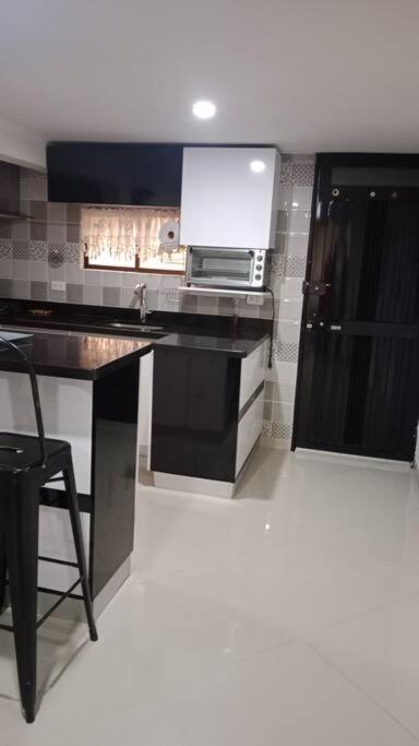 Apartamento en tricentenario - Apartamento de 3 dormitorios - 58