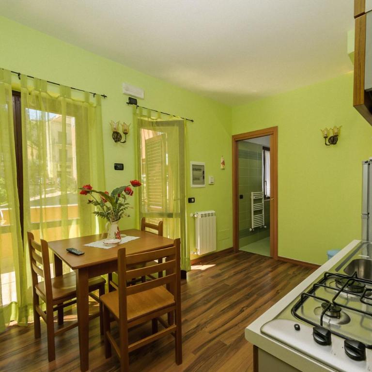 Residence Villa Il Glicine - Appartamento Deluxe con 1 Camera da Letto (2 Adulti) - 2