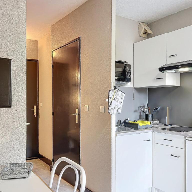 Studio lumineux proche centre-ville et thermes, balcon, parking, animaux acceptés - FR-1-451-211 - Studio - 3