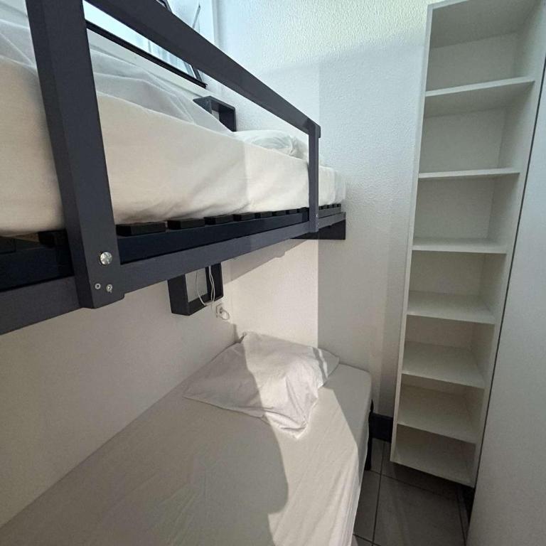 Appartement avec Piscine, Terrasse et Climatisation - 5 Couchages - Grau-du-Roi - FR-1-250-290 - Appartamento - 16