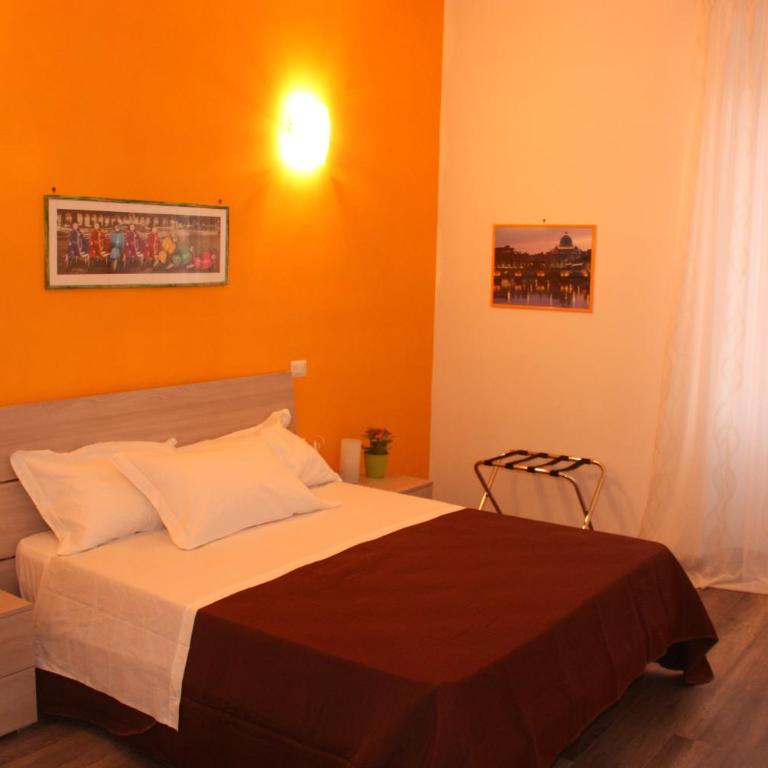 Holidays in Rome - Guesthouse - Ampia Camera Matrimoniale - 1