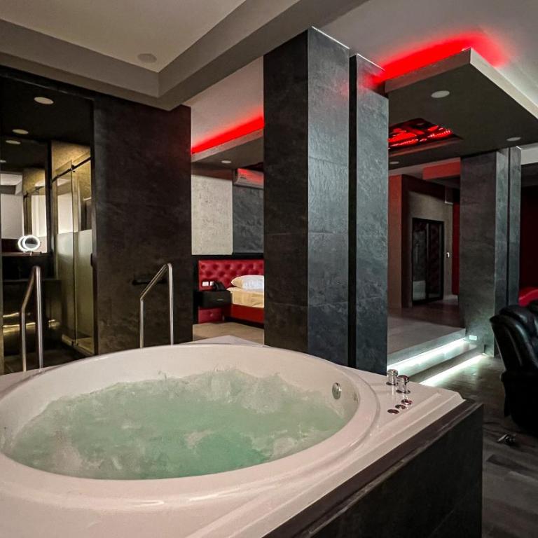Motel Boutique Qatro - Suite Presidencial - 12