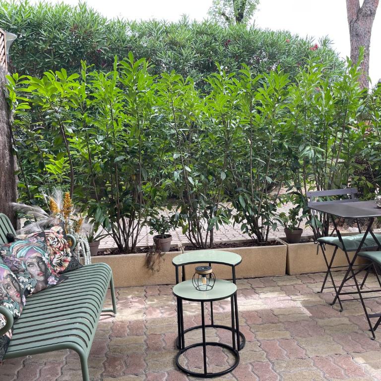 Studio tout confort au calme avec jardin proche Cannes - Appartement 1 Chambre - 22