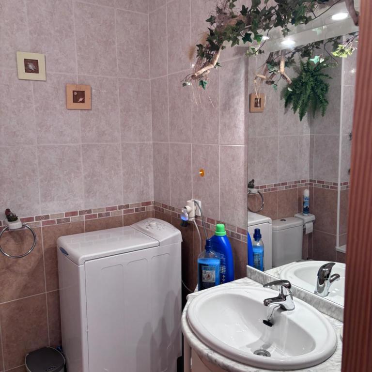 Apartamento con piscinas y wifi en playas Costa Norte - Apartment with Pool View - 9