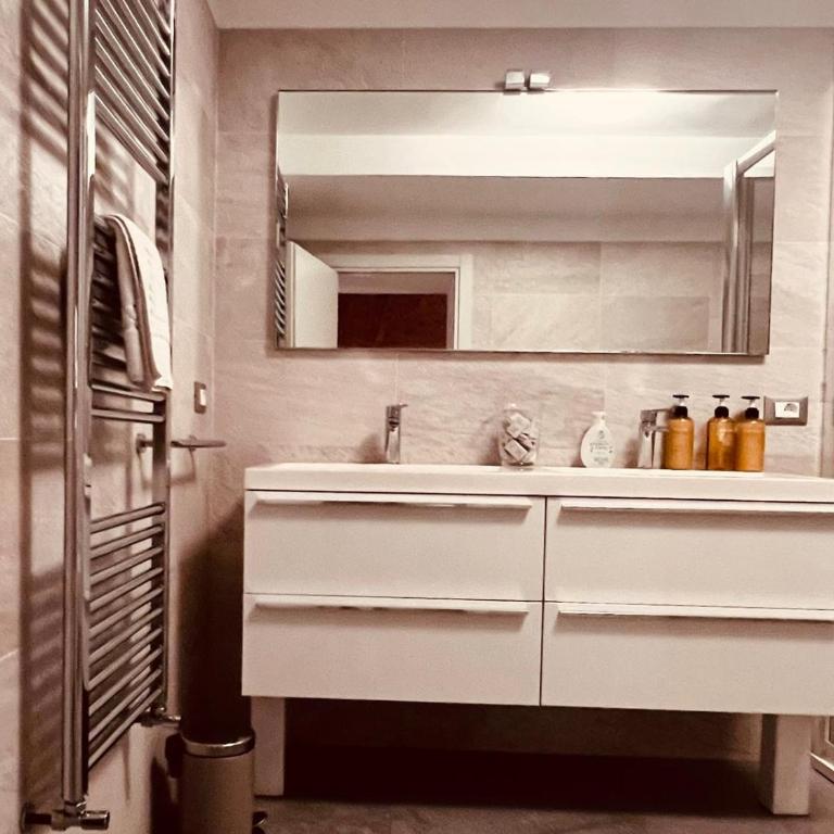 San Frediano Apartment - Ampio Appartamento Deluxe per 10 Ospiti nel Cuore di Firenze - Appartamento Deluxe con 3 Camere da Letto - 15