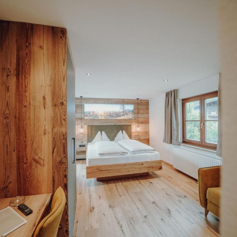 Frühstückspension Friedheim - Doppelzimmer mit Balkon - 34