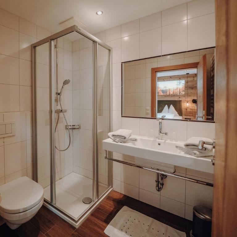Frühstückspension Friedheim - Doppelzimmer mit Balkon - 47