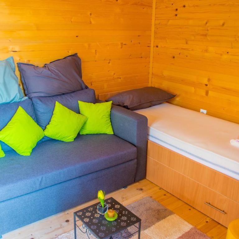 Retro Pool House - Two-Bedroom House - 52