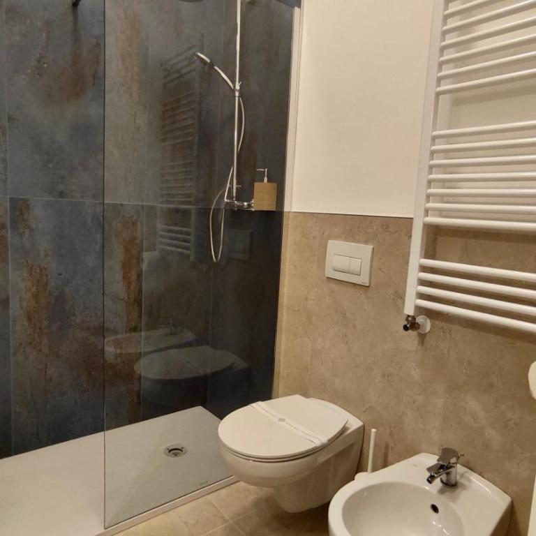 Il Re degli Scalzi - Camera Matrimoniale con Bagno Privato - 17