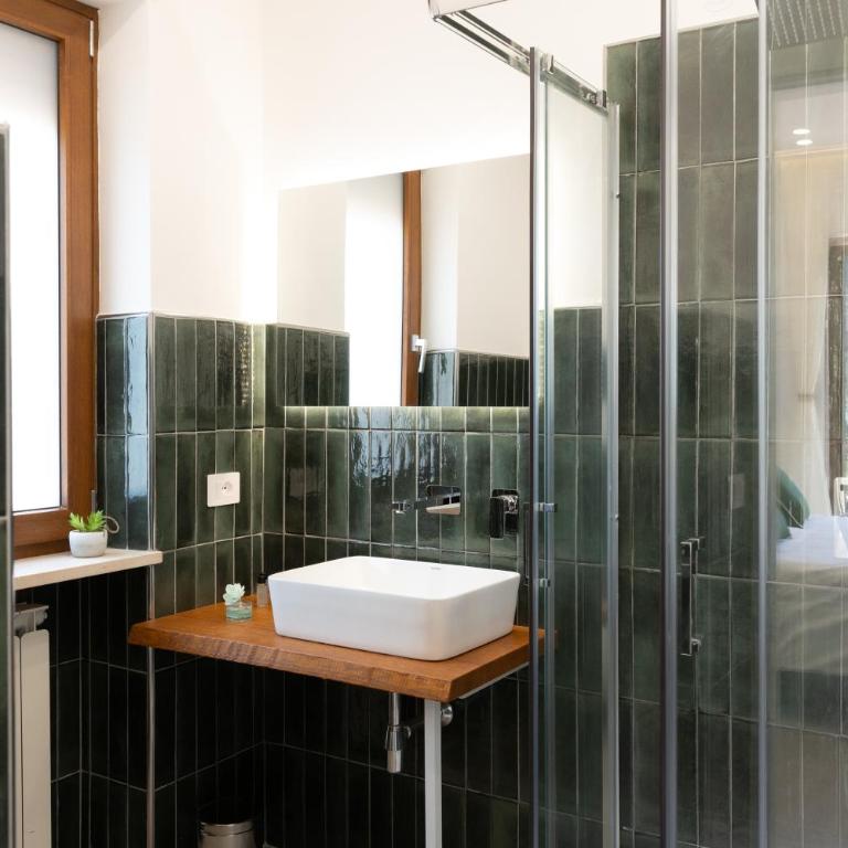 MIFRA SUITES - Camera King Standard - 7