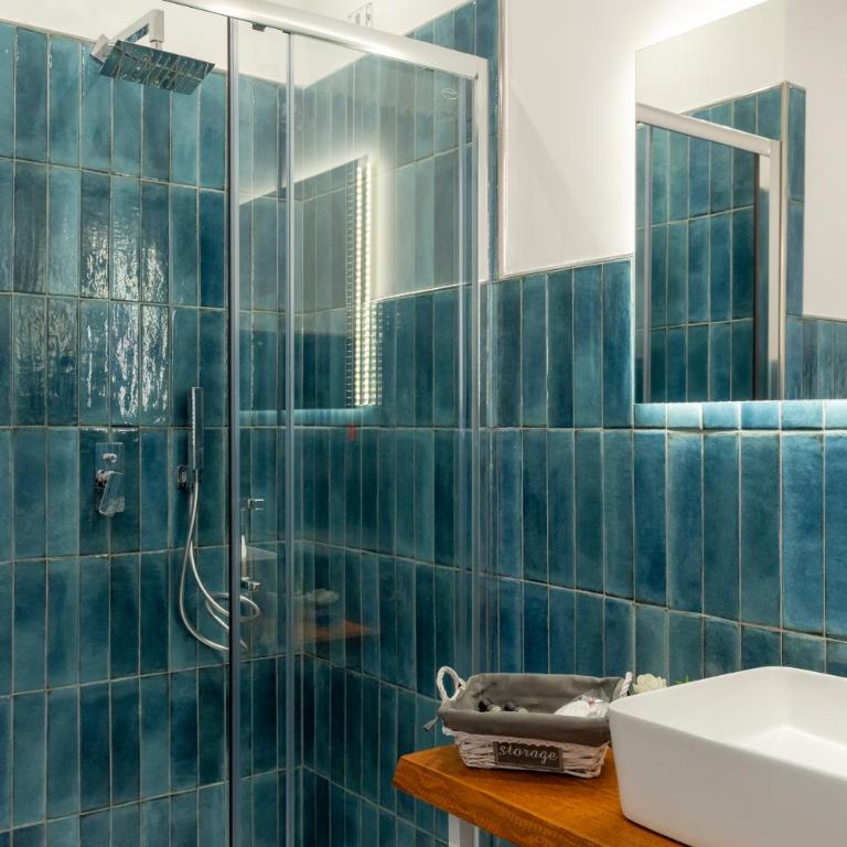 MIFRA SUITES - Camera Matrimoniale con Bagno Privato - 15