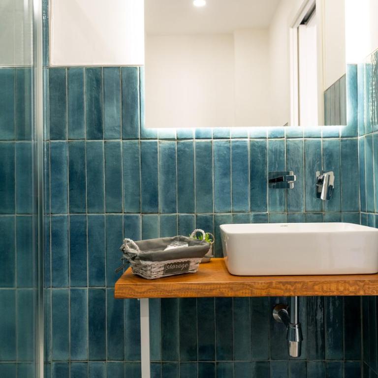 MIFRA SUITES - Camera Matrimoniale con Bagno Privato - 17