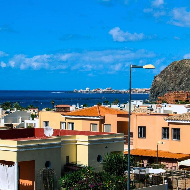 Paraiso Ocean View - Two-Bedroom Deluxe Apartment with Ocean View - 28